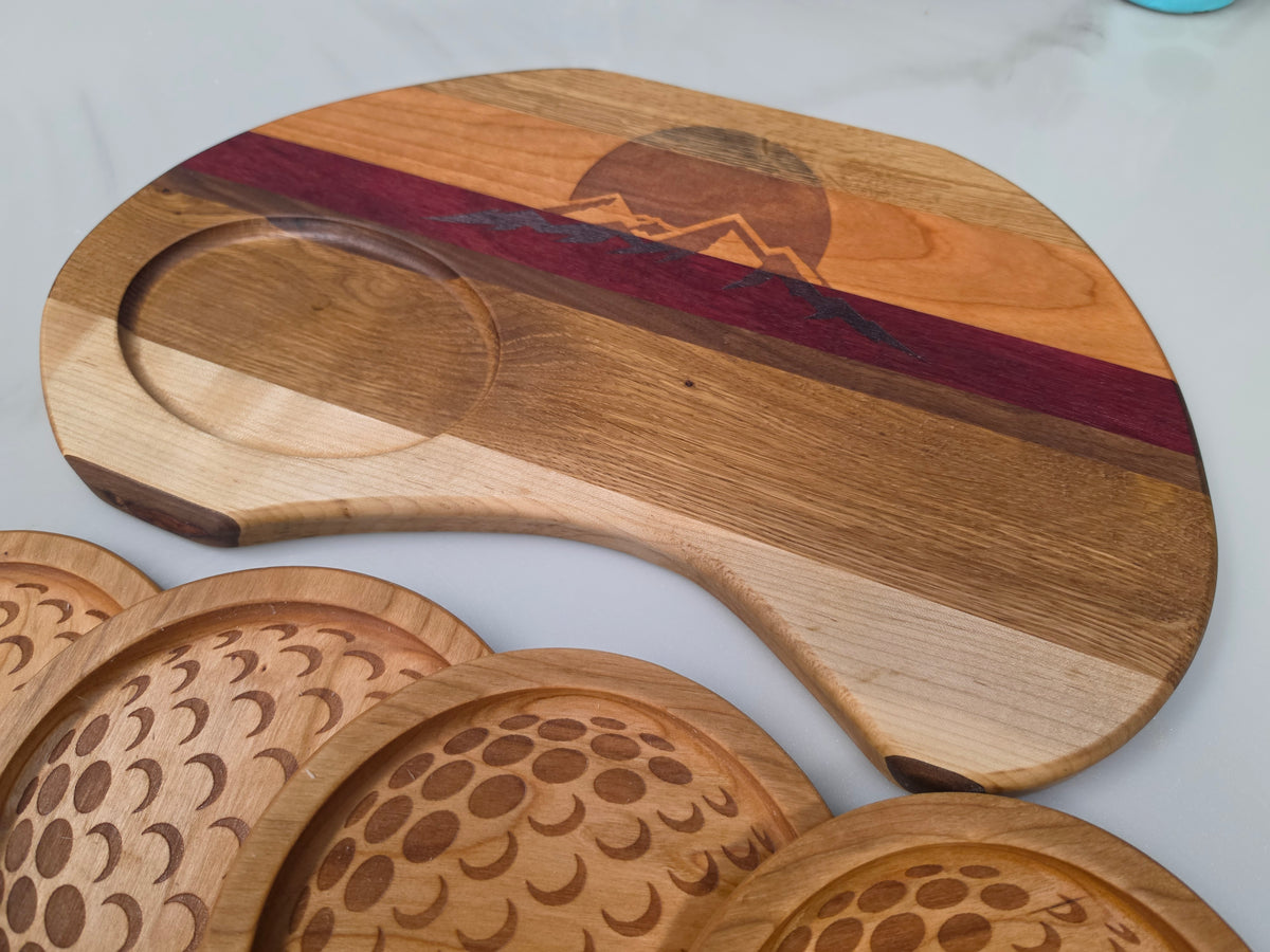 Par-cuterie board with golf ball plates